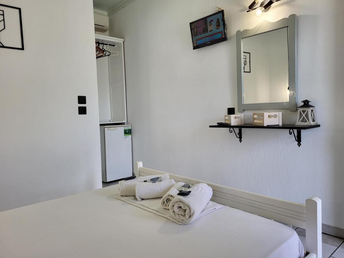 Aura Guest House Koinira Exterior photo